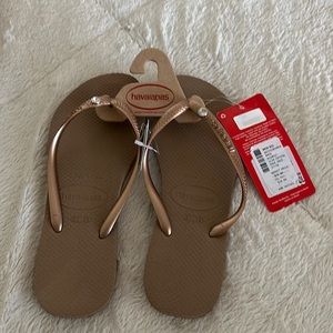 Havaianas Slim Crystal Flip Flops size 7/8